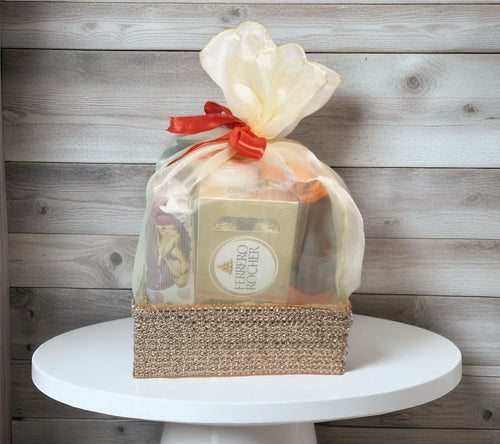 Elegant Golden Gift Hamper